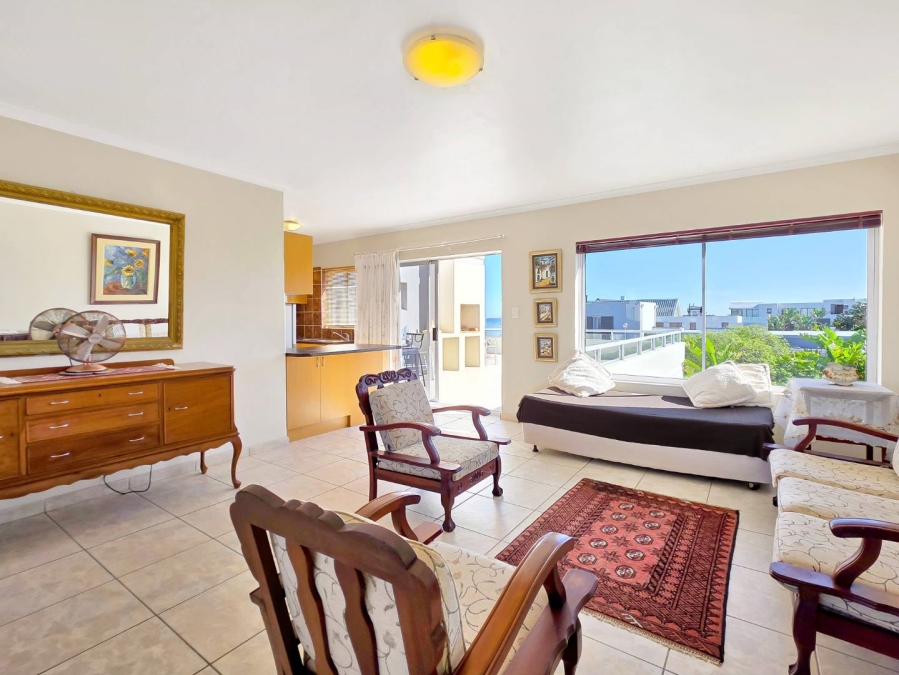 5 Bedroom Property for Sale in Bloubergstrand Western Cape